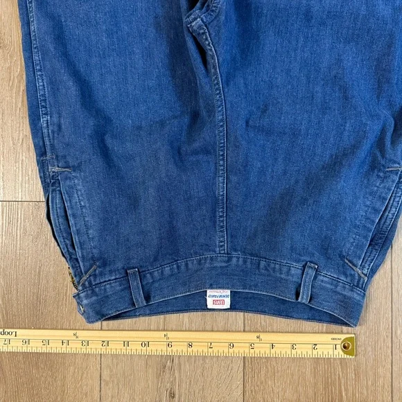 Levi's Classic Blue Denim Jeans - Picture 8 of 12